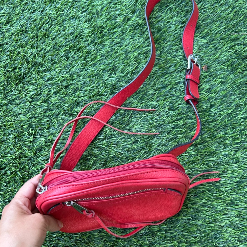 Rebecca Minkoff genuine red leather belt / waist bag - Picture 3 of 4